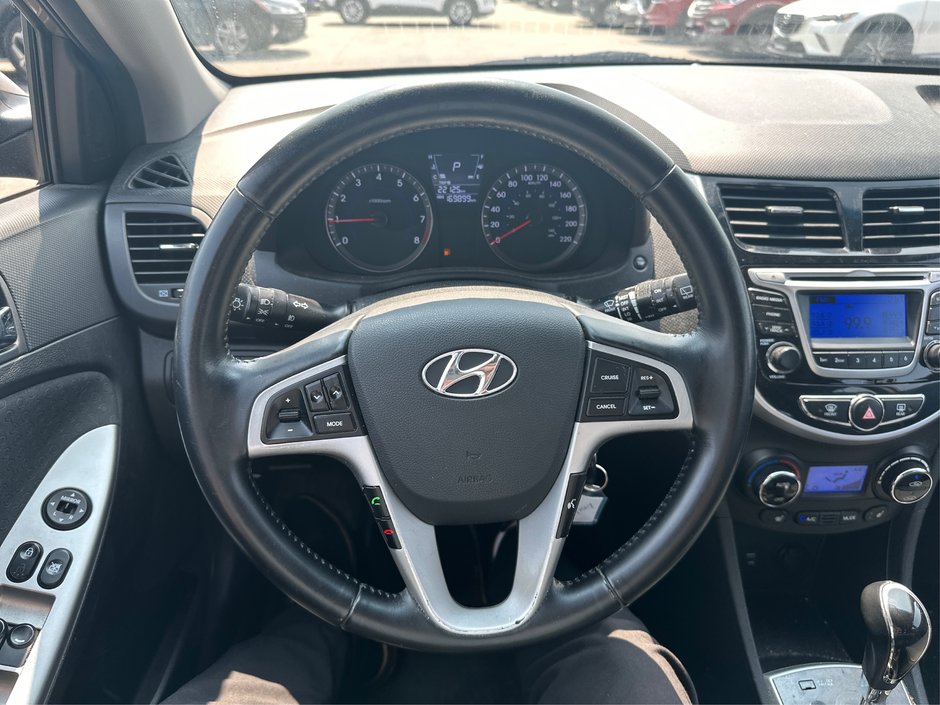 2014 Hyundai Accent GLS-13