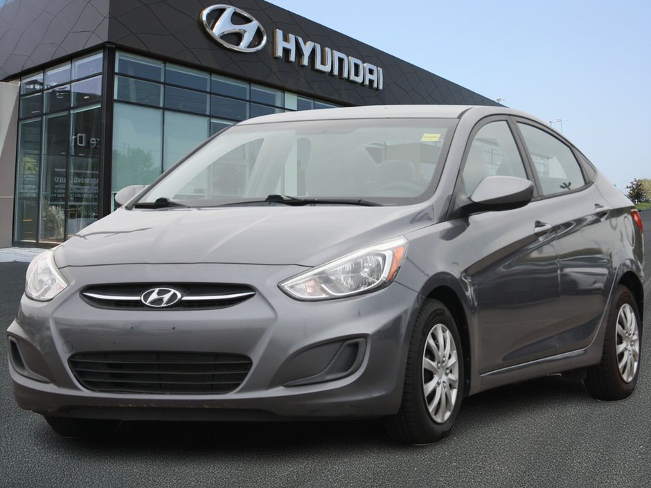 2016 Hyundai Accent GL-0