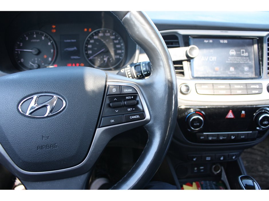 2020 Hyundai Accent Ultimate-13