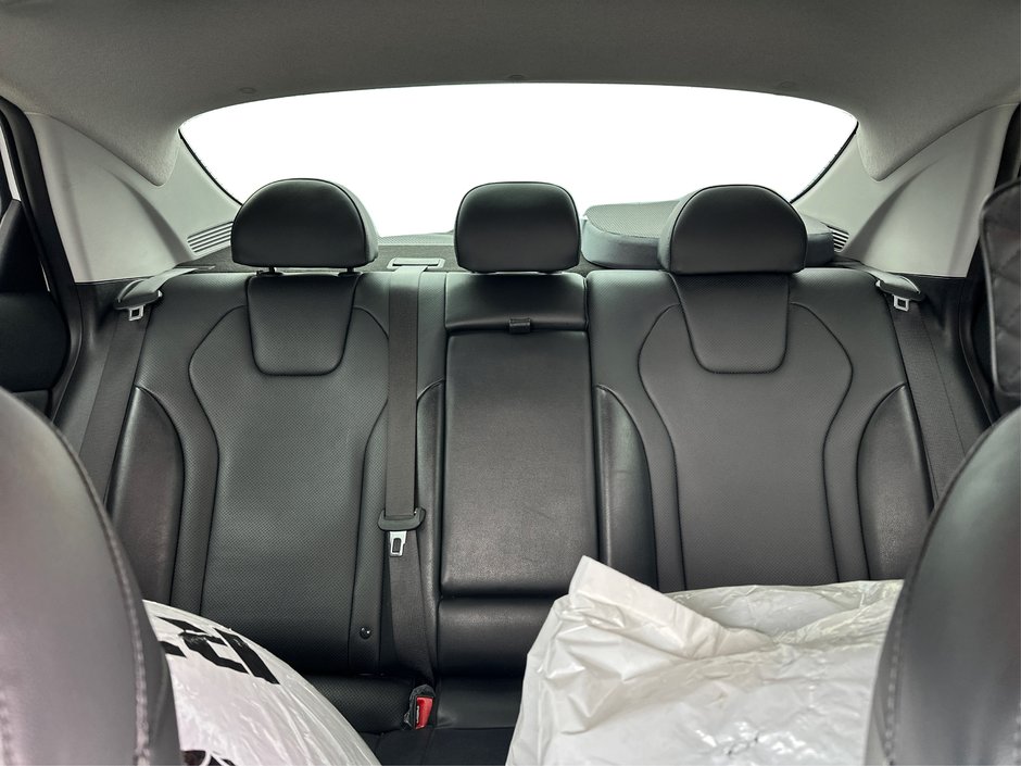 2023 Hyundai Elantra Hybrid LUXURY-7