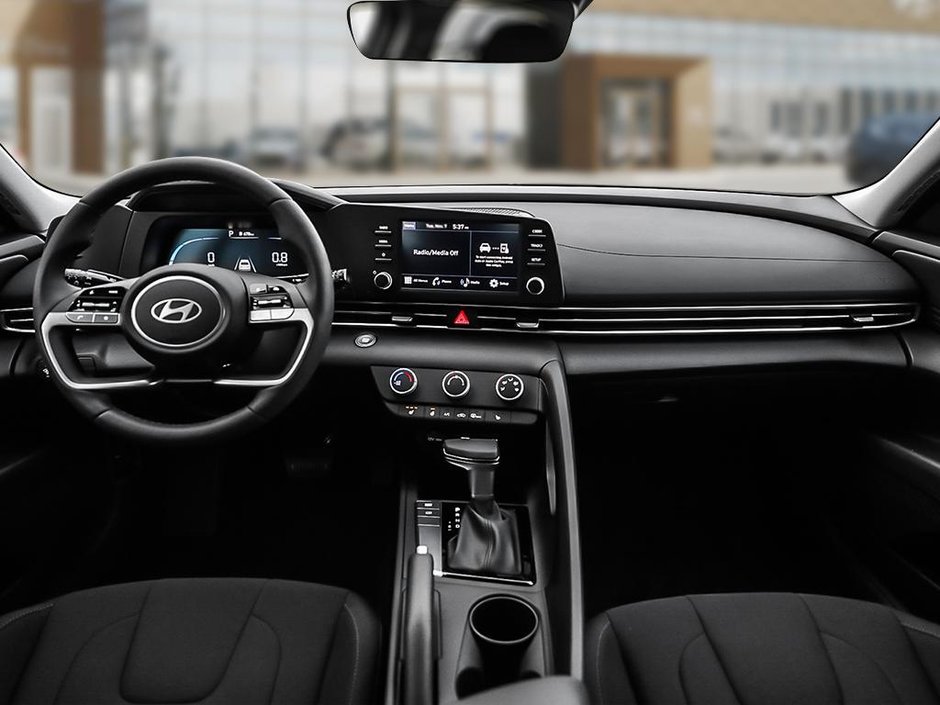 2025 Hyundai Elantra Hybrid Luxury-18