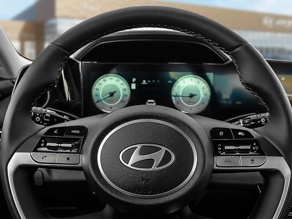 2025 Hyundai Elantra Hybrid Luxury-11