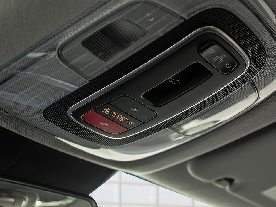 2025 Hyundai Elantra Hybrid Luxury-17