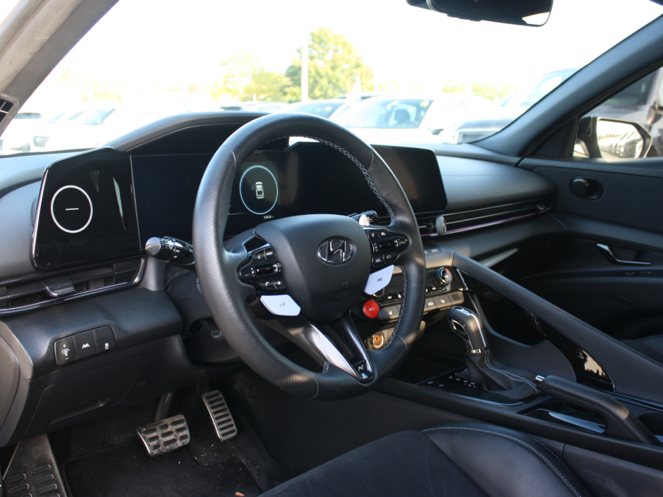 2023 Hyundai Elantra N Base-12