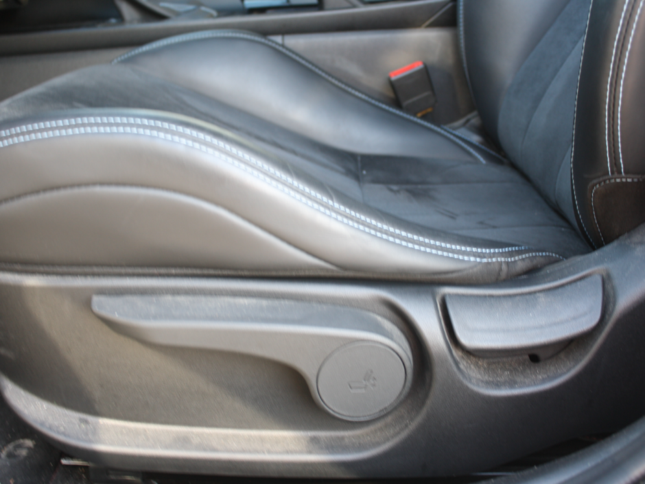 2023 Hyundai Elantra N Base-10