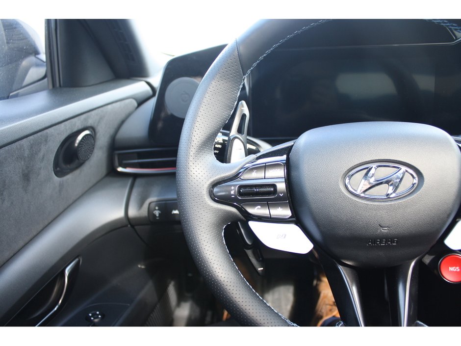 2023 Hyundai Elantra N Base-14