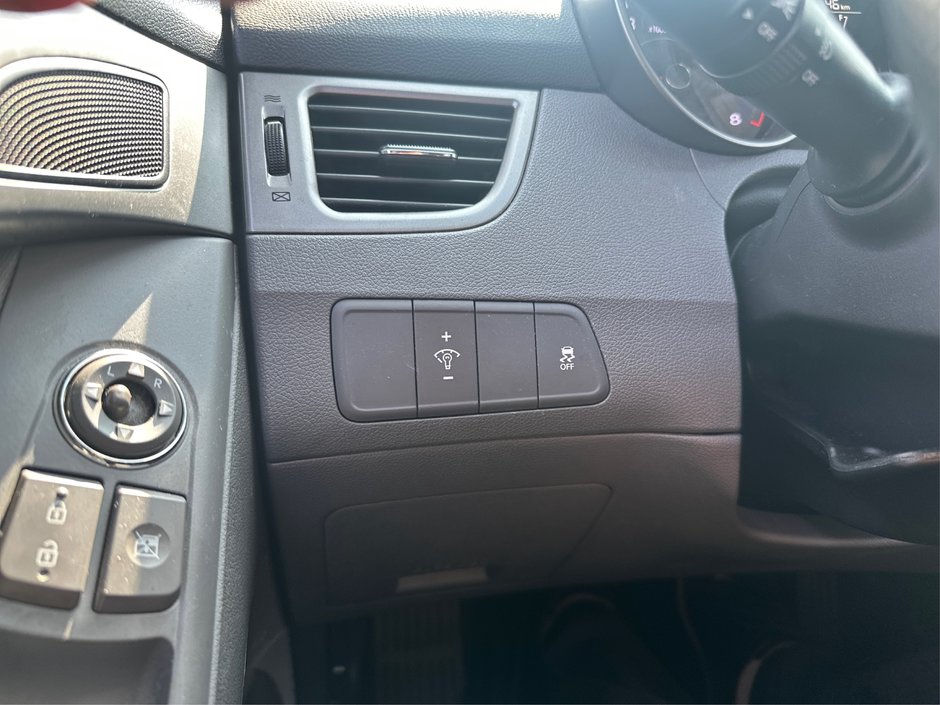 2013 Hyundai Elantra GLS-14