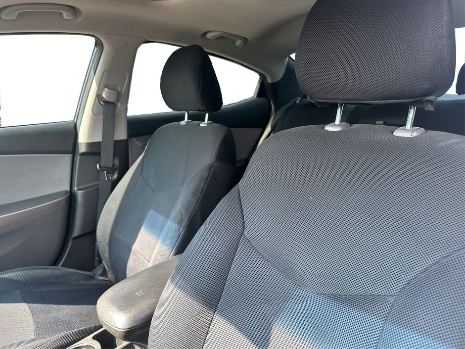 2013 Hyundai Elantra GLS-8