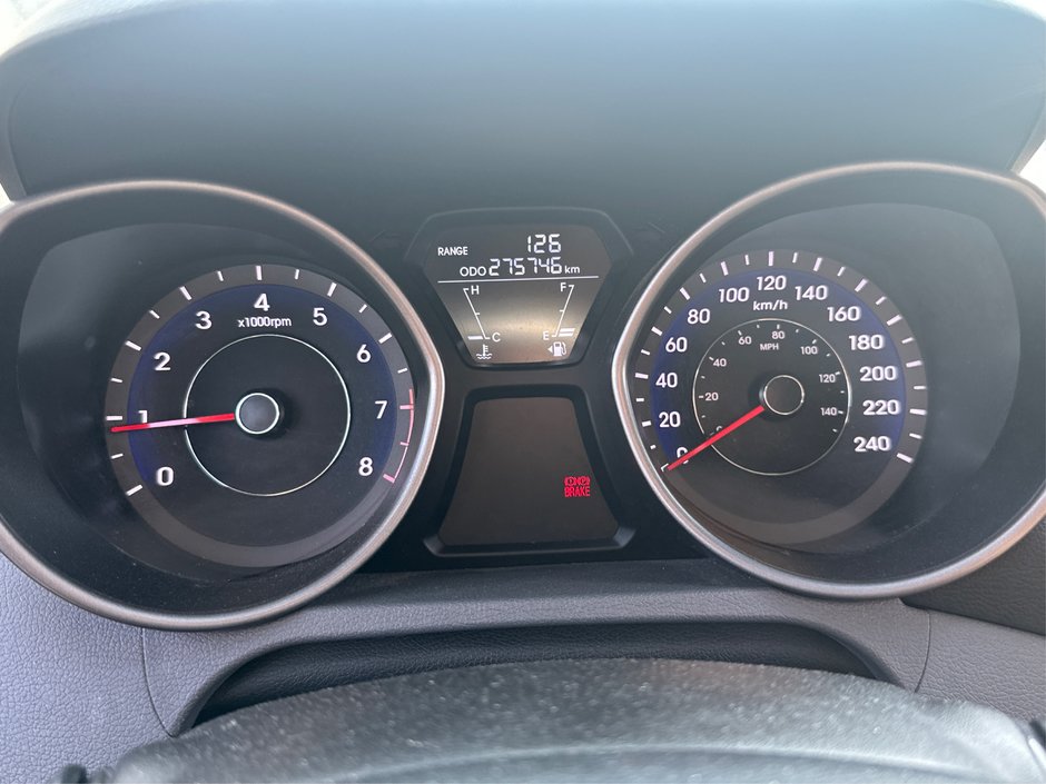 2013 Hyundai Elantra GLS-12