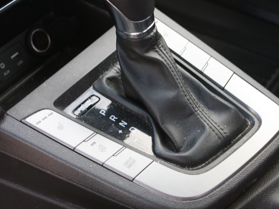 2017 Hyundai Elantra GL-10