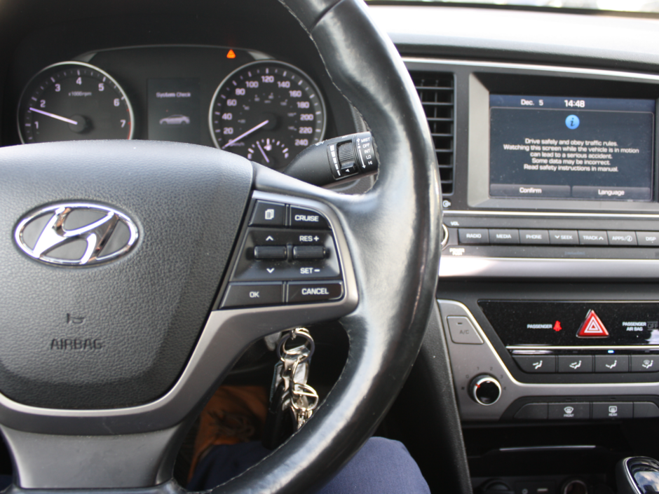 2017 Hyundai Elantra GL-12