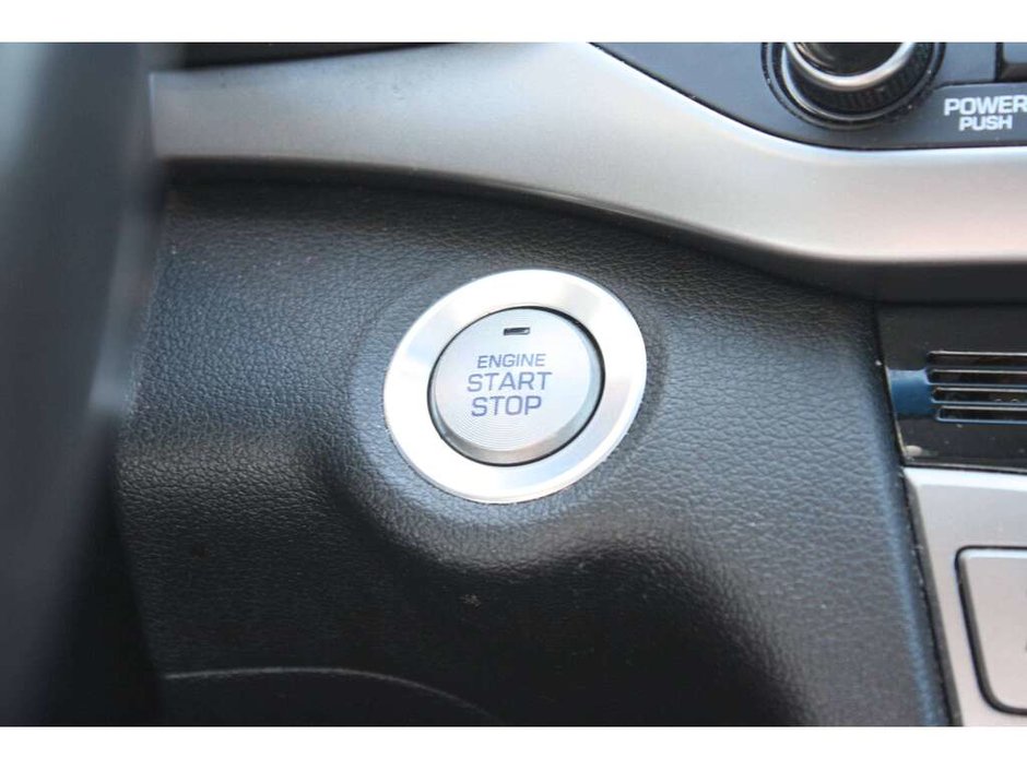2018 Hyundai Elantra GLS-12