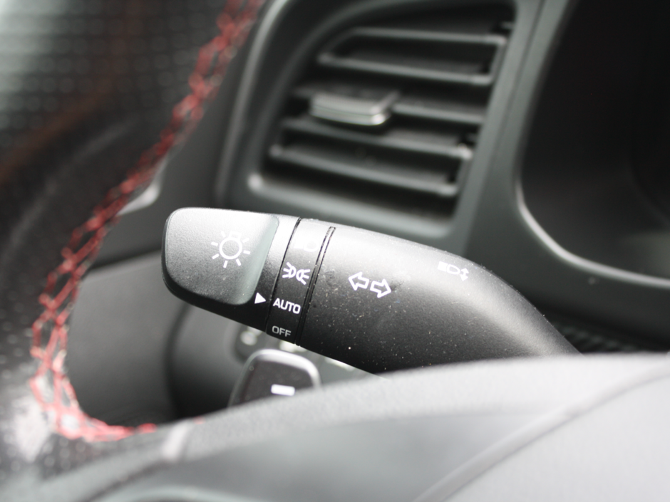 2019 Hyundai Elantra Sport-11