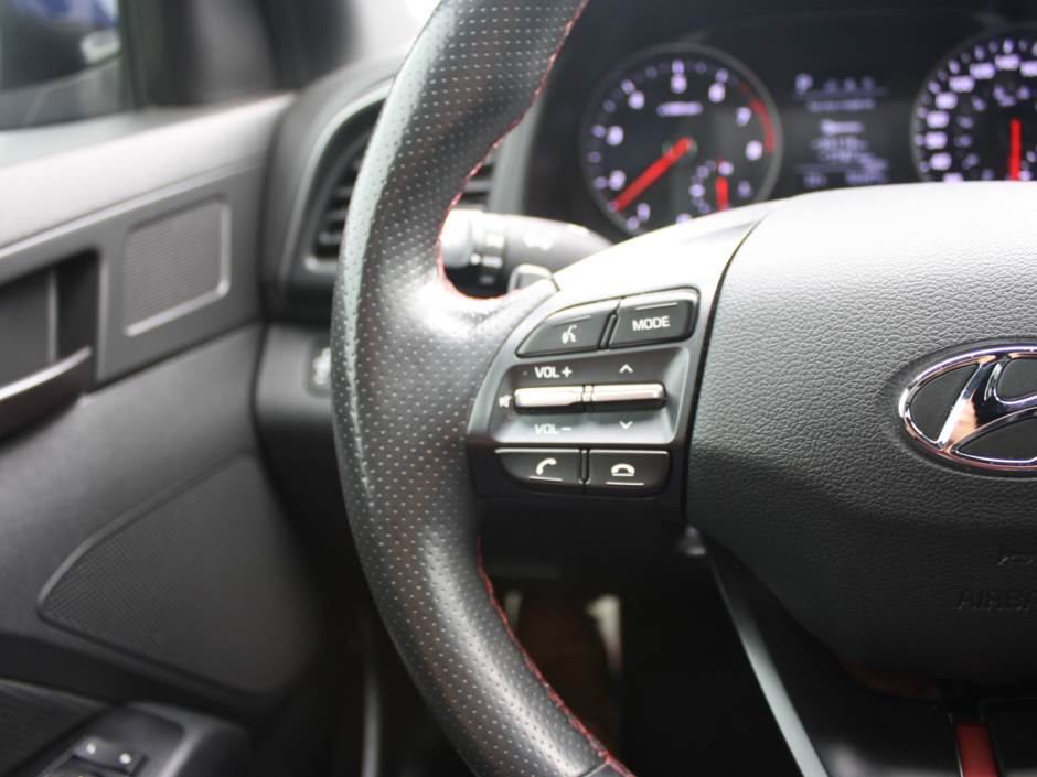 2019 Hyundai Elantra Sport-12