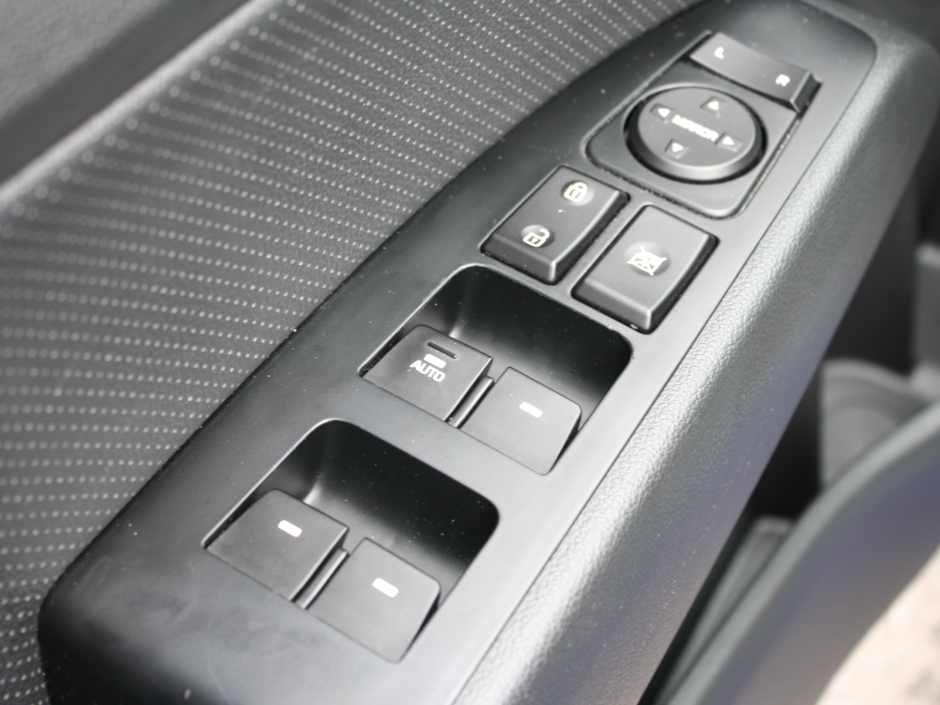 2019 Hyundai Elantra Sport-26