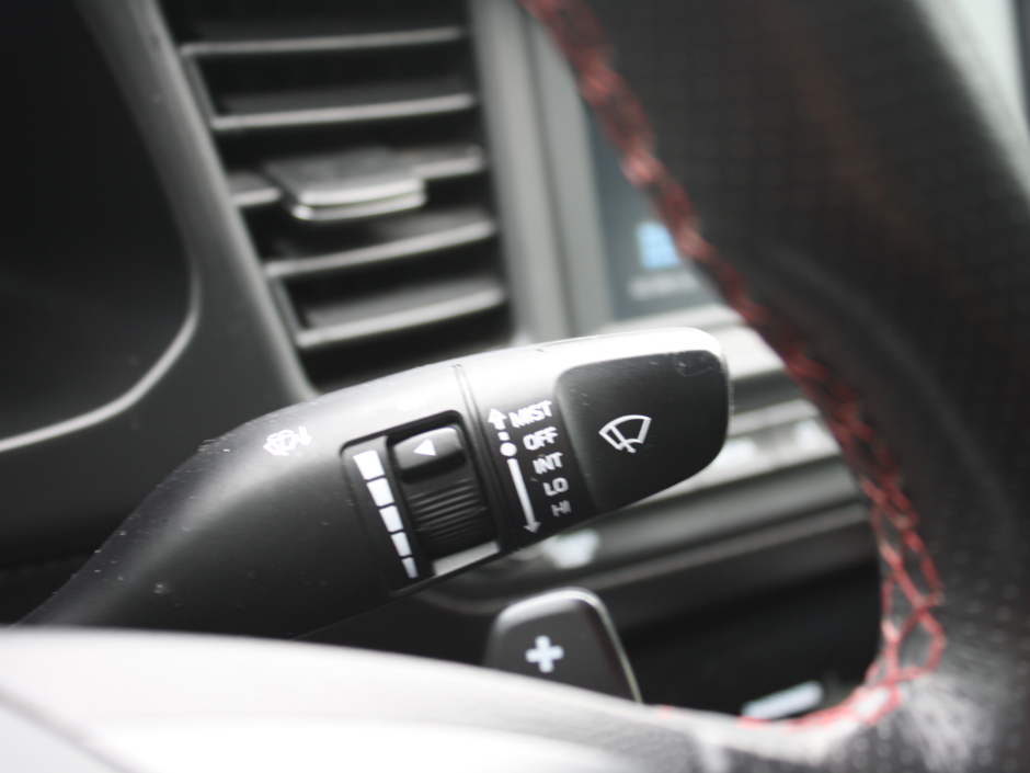 2019 Hyundai Elantra Sport-22