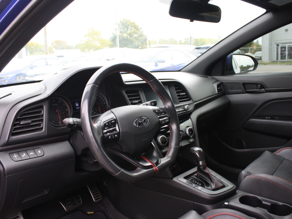 2019 Hyundai Elantra Sport-13