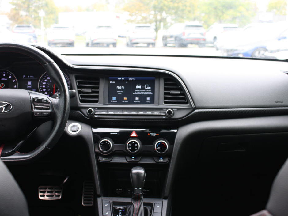 2019 Hyundai Elantra Sport-14