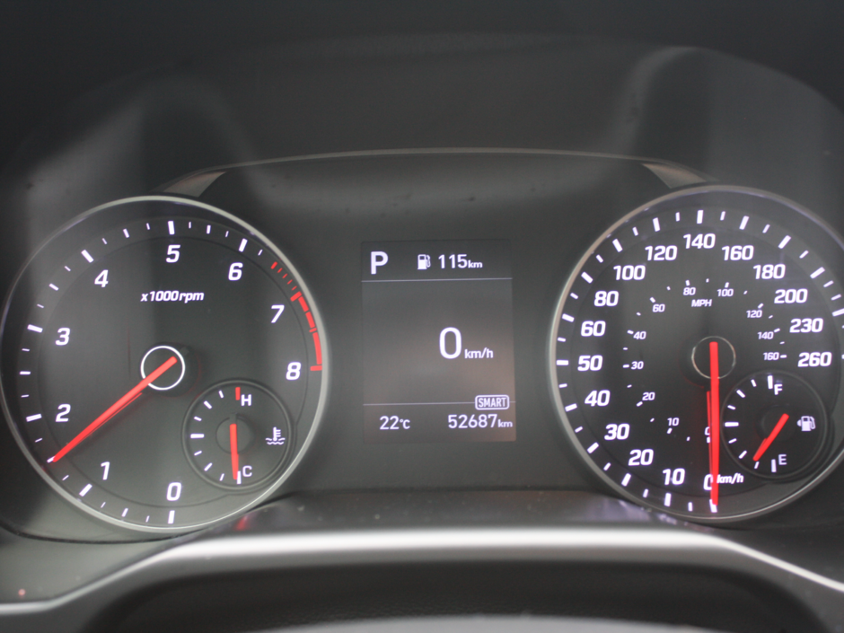 2019 Hyundai Elantra Sport-25