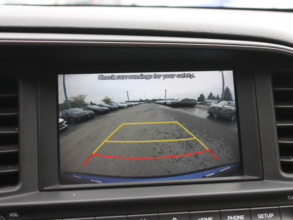 2019 Hyundai Elantra Sport-28