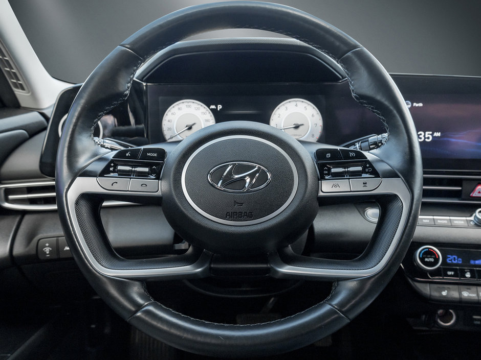 2021 Hyundai Elantra ULTIMATE TECH   RATES FROM 4.29%-7