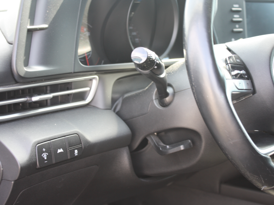 2021 Hyundai Elantra Preferred-25
