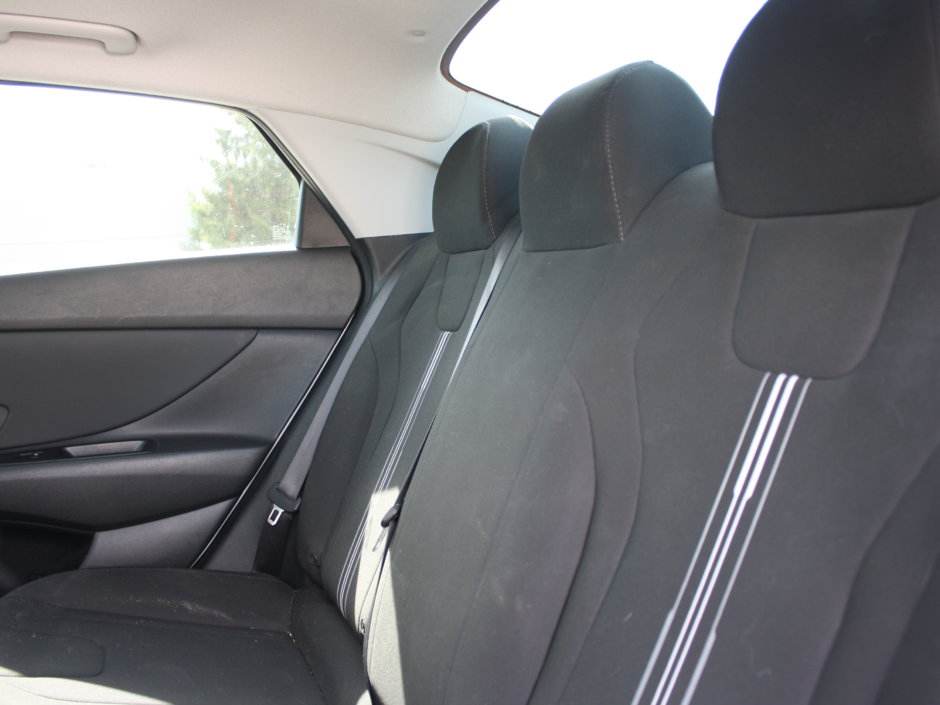 2021 Hyundai Elantra Preferred-9