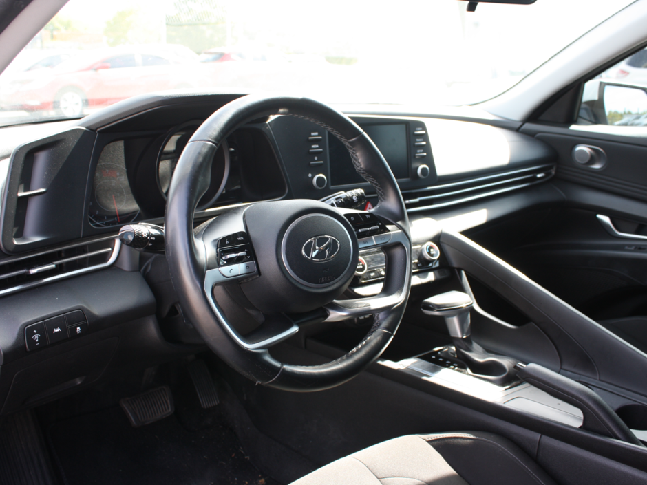 2021 Hyundai Elantra Preferred-18