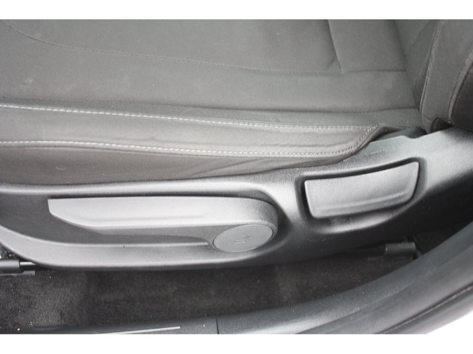 2021 Hyundai Elantra Preferred-9