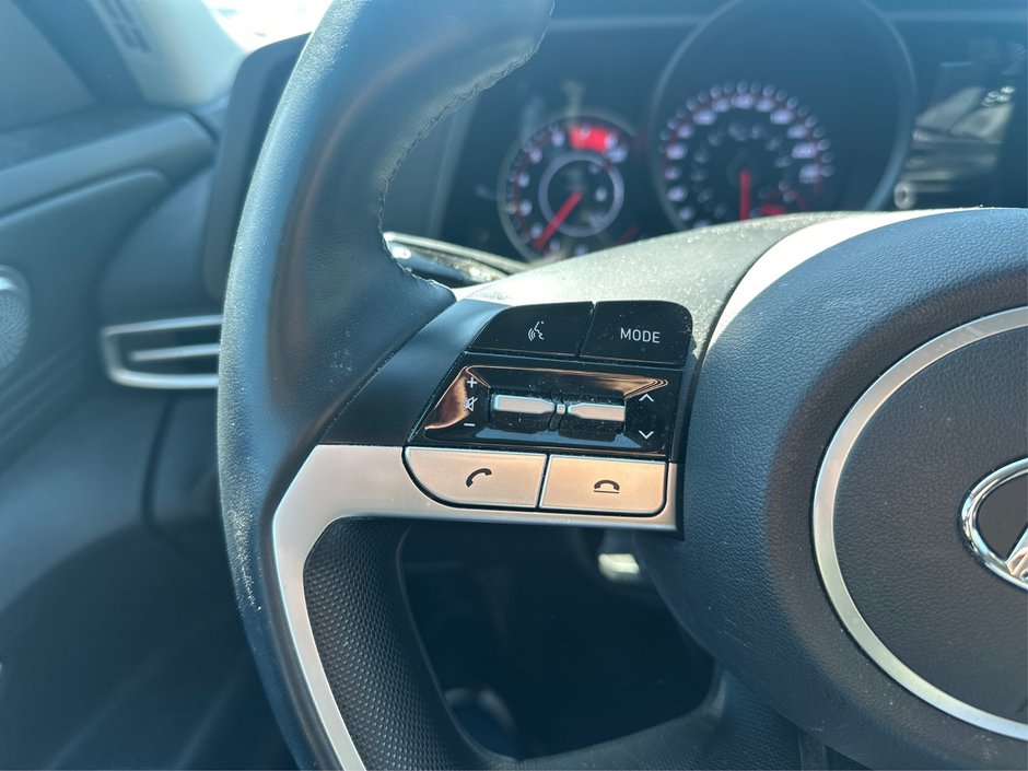 2022 Hyundai Elantra Preferred-21