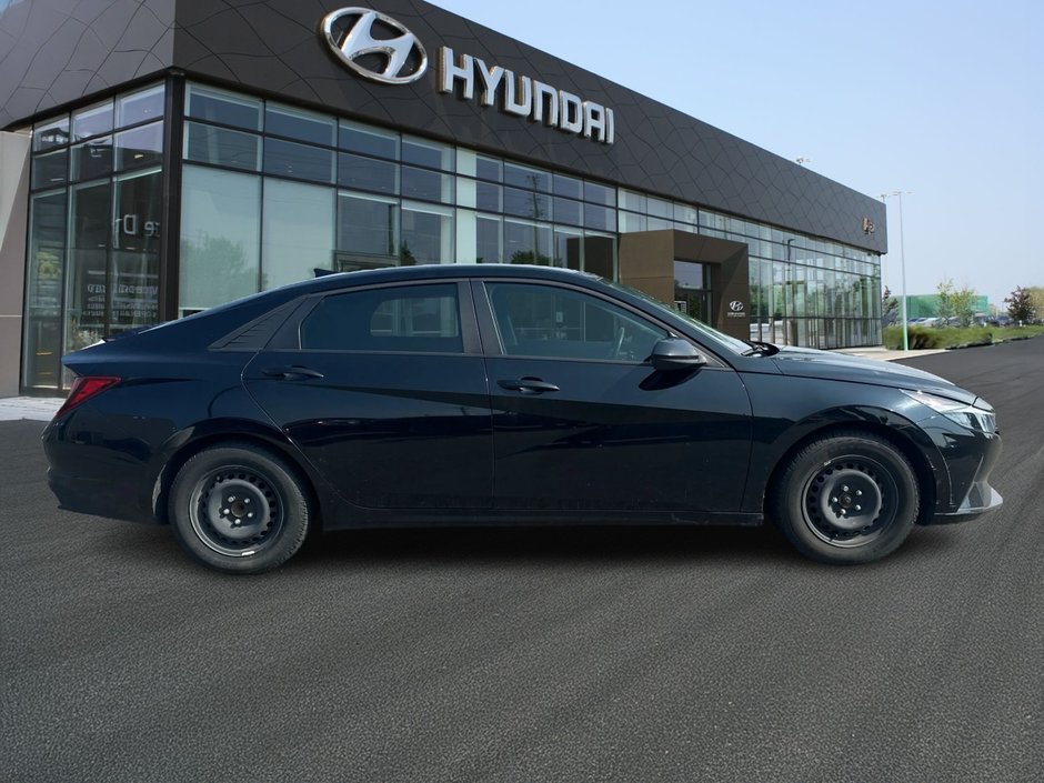 2022 Hyundai Elantra Preferred-3