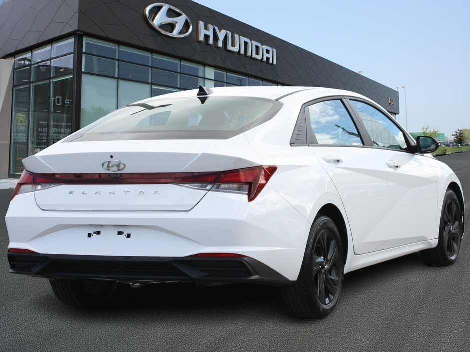 2022 Hyundai Elantra Preferred-4