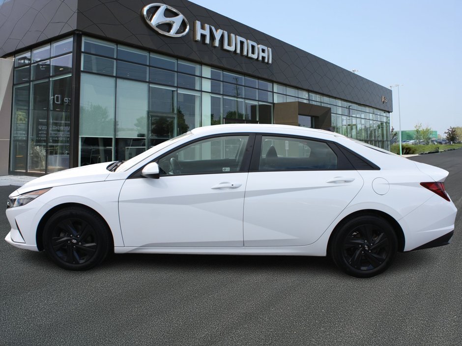 2022 Hyundai Elantra Preferred-7