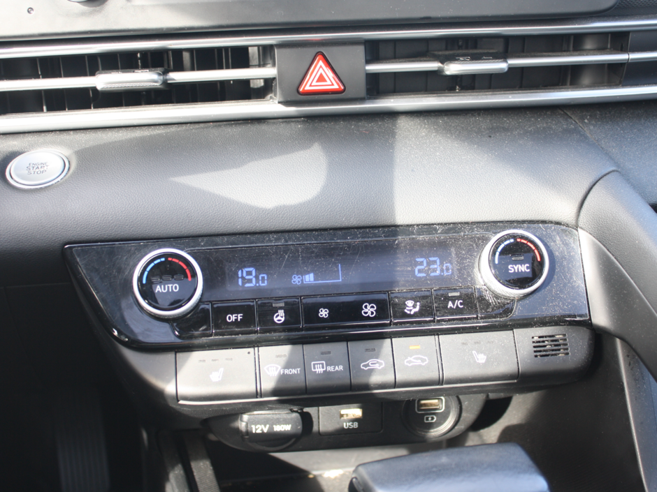 2022 Hyundai Elantra Preferred-24