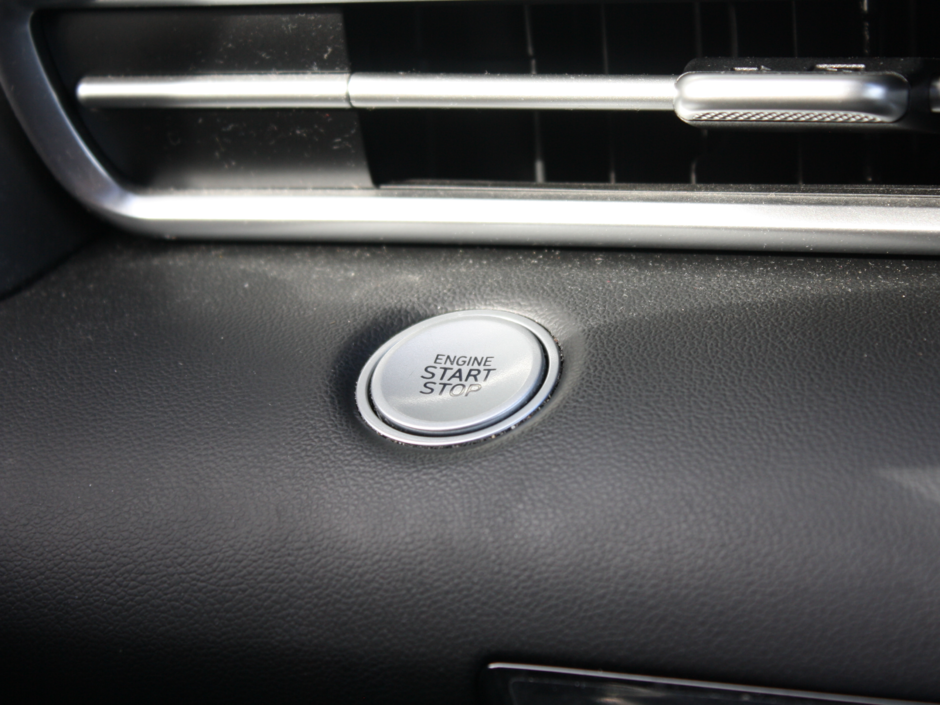 2022 Hyundai Elantra Preferred-25