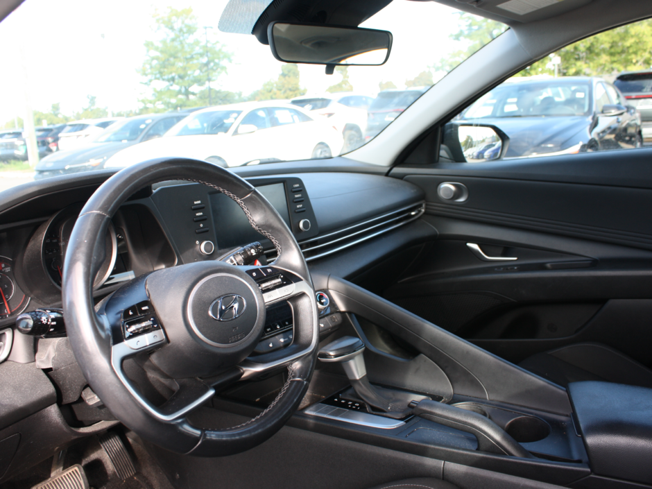 2022 Hyundai Elantra Preferred-26
