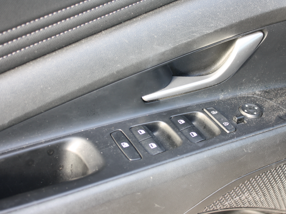 2022 Hyundai Elantra Preferred-29