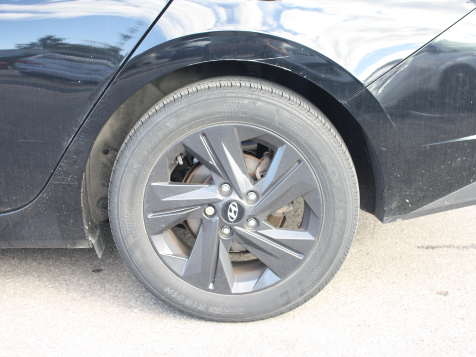 2022 Hyundai Elantra Preferred-8