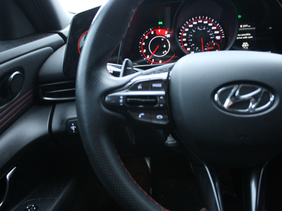 2022 Hyundai Elantra N Line-12