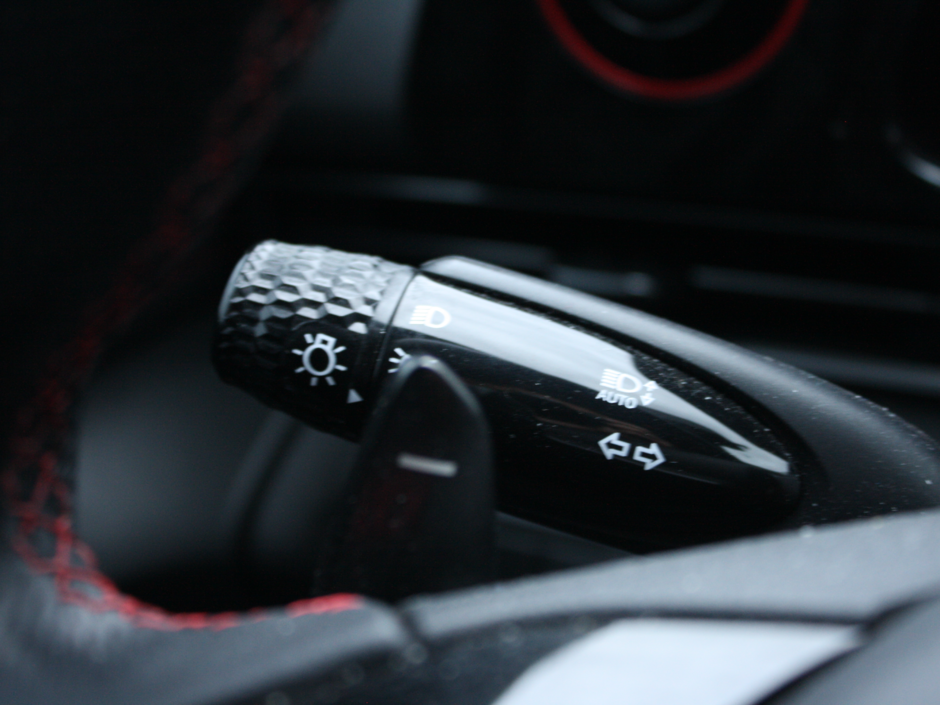 2022 Hyundai Elantra N Line-18