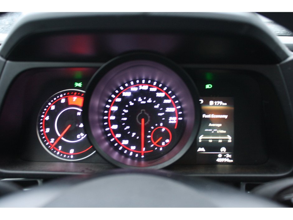 2022 Hyundai Elantra Essential-16