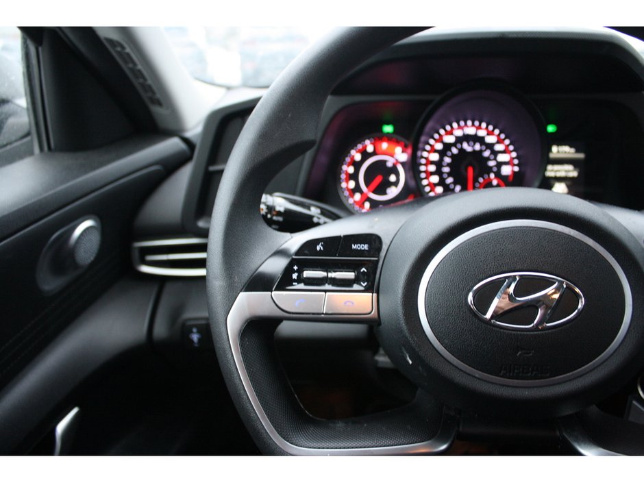 2022 Hyundai Elantra Essential-14