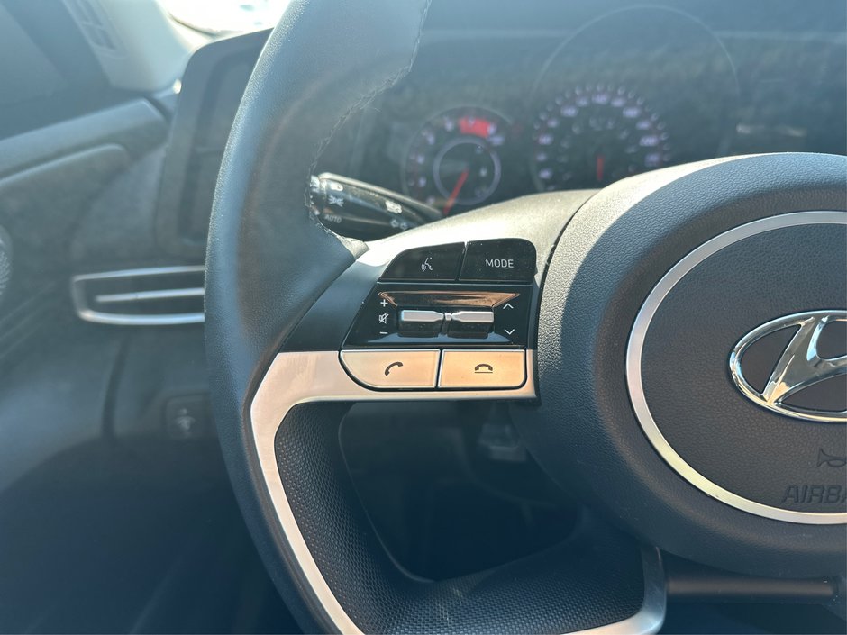 2023 Hyundai Elantra Preferred-22