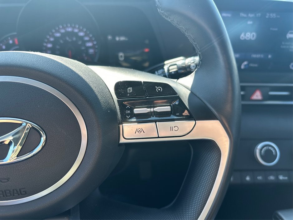 2023 Hyundai Elantra Preferred-23