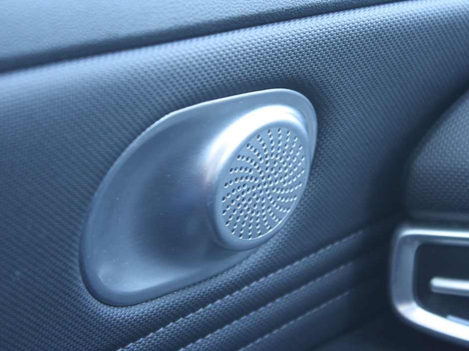 2023 Hyundai Elantra Luxury-17