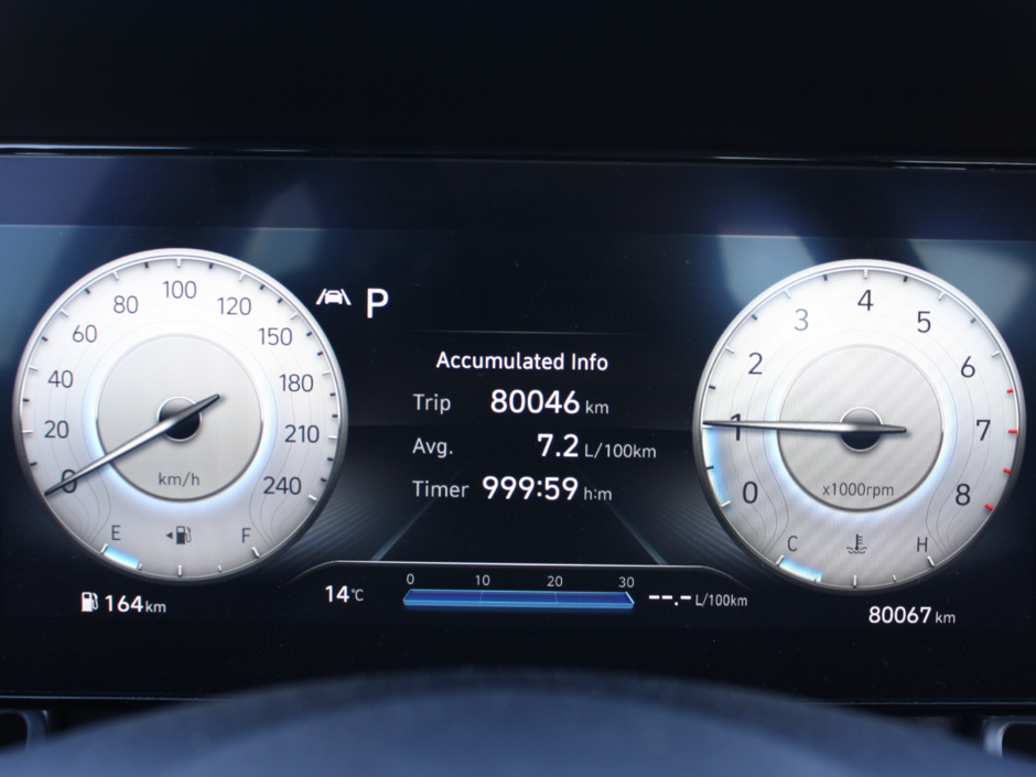 2023 Hyundai Elantra Luxury-24