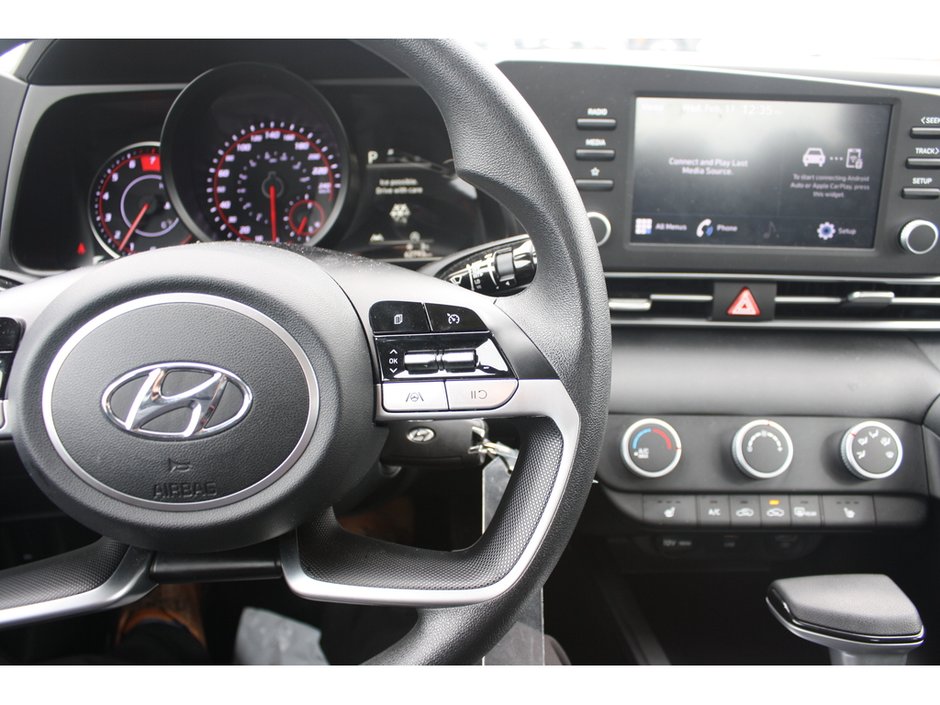 2023 Hyundai Elantra Essential-14