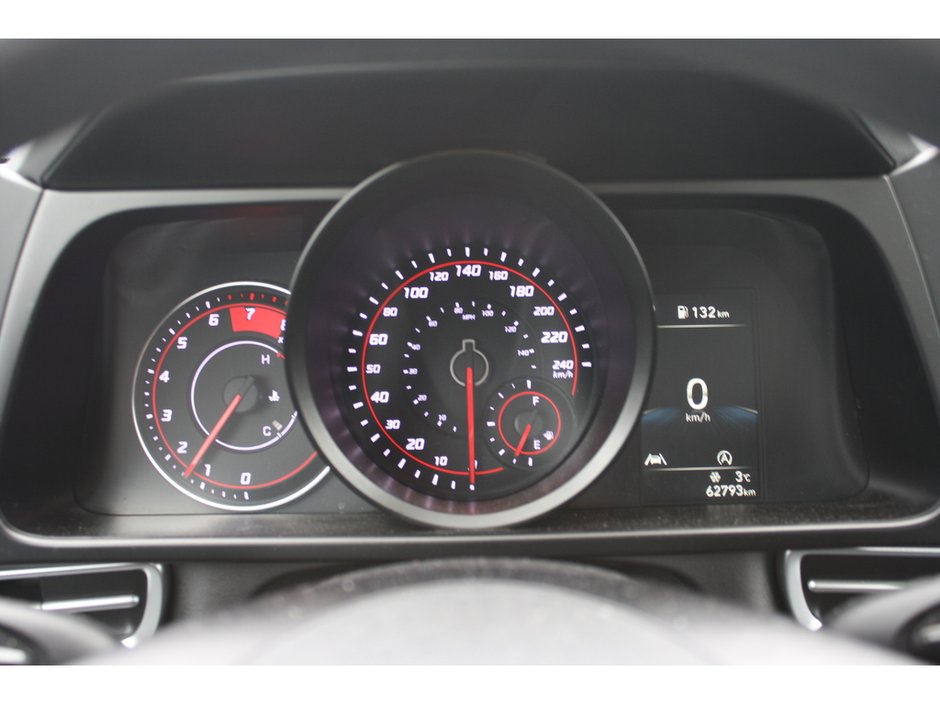 2023 Hyundai Elantra Essential-17