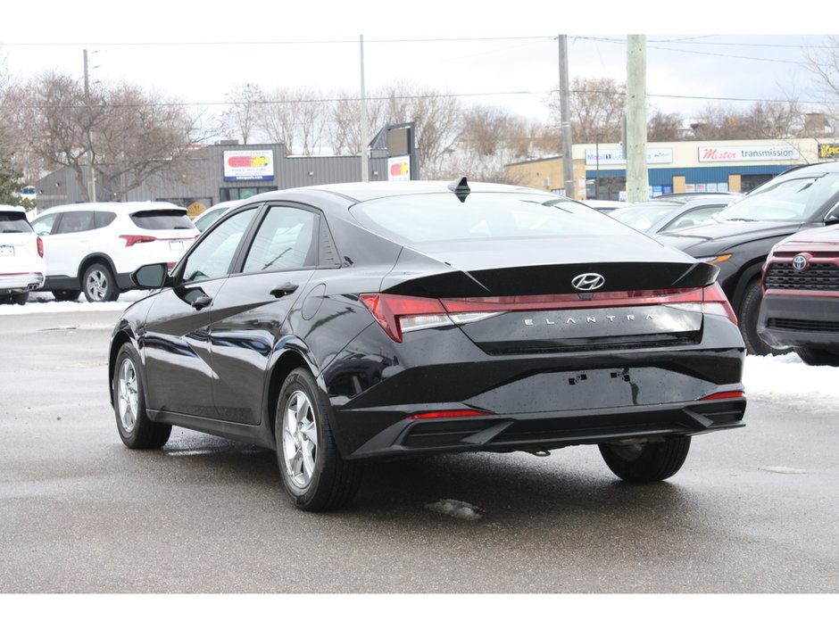 2023 Hyundai Elantra Essential-6