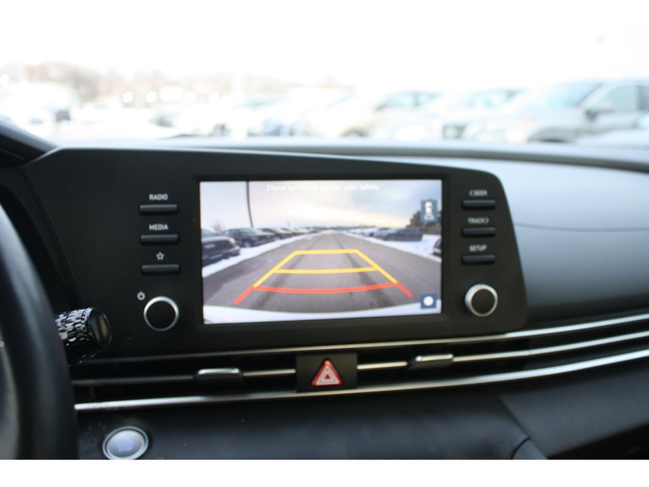 2023 Hyundai Elantra Preferred-8